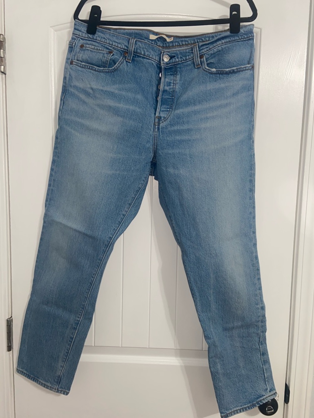 Levi’s wedgie jeans
